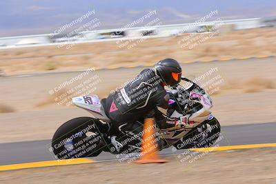 media/Sep-10-2022-SoCal Trackdays (Sat) [[a5bf35bb4a]]/Turn 9 Inside (1215pm)/